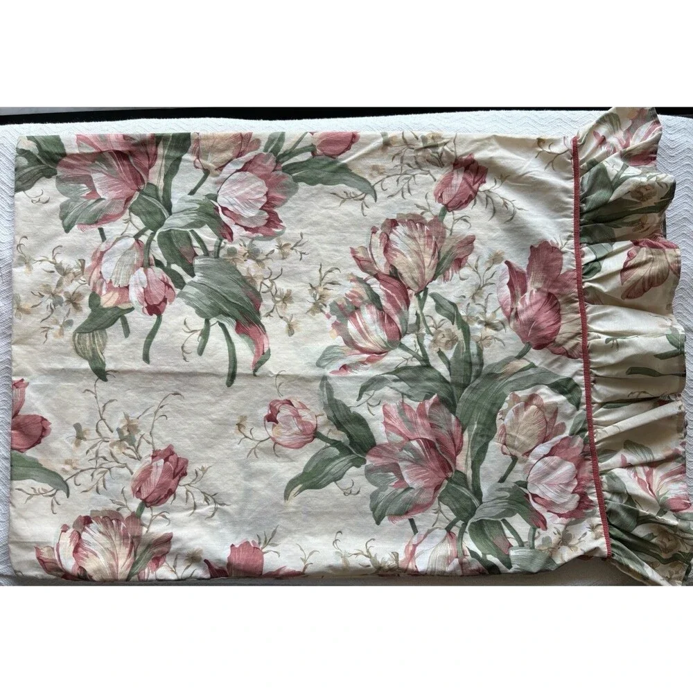 Pair VTG WAVERLY Garden Room Pillowcases Tulips Cottagecore Bloom Standard USA
